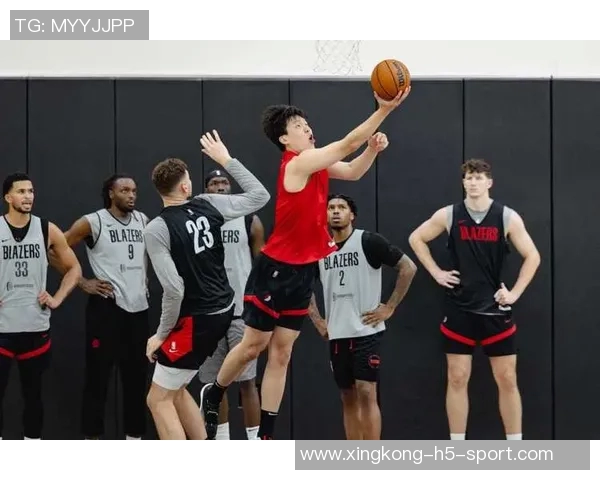 杨瀚森进步缓慢明年仍难以胜任替补中锋角色